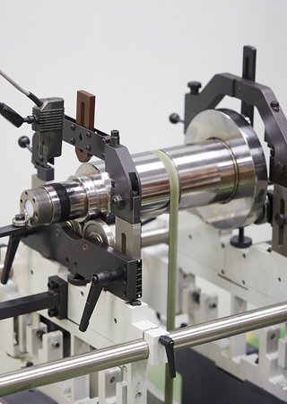 動平衡設(shè)備